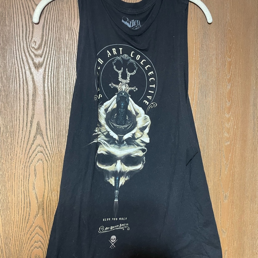 Black Graphic Sleeveless Top